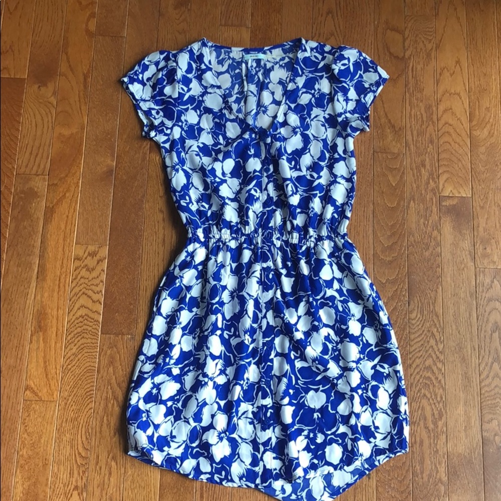 Floral print dress